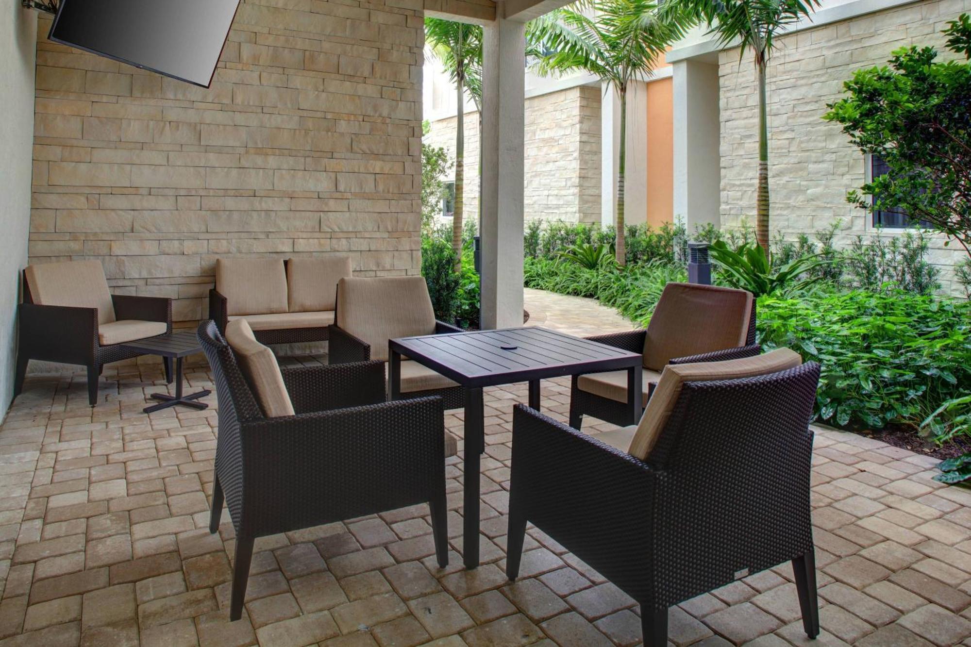 Residence Inn Fort Lauderdale Coconut Creek Bagian luar foto