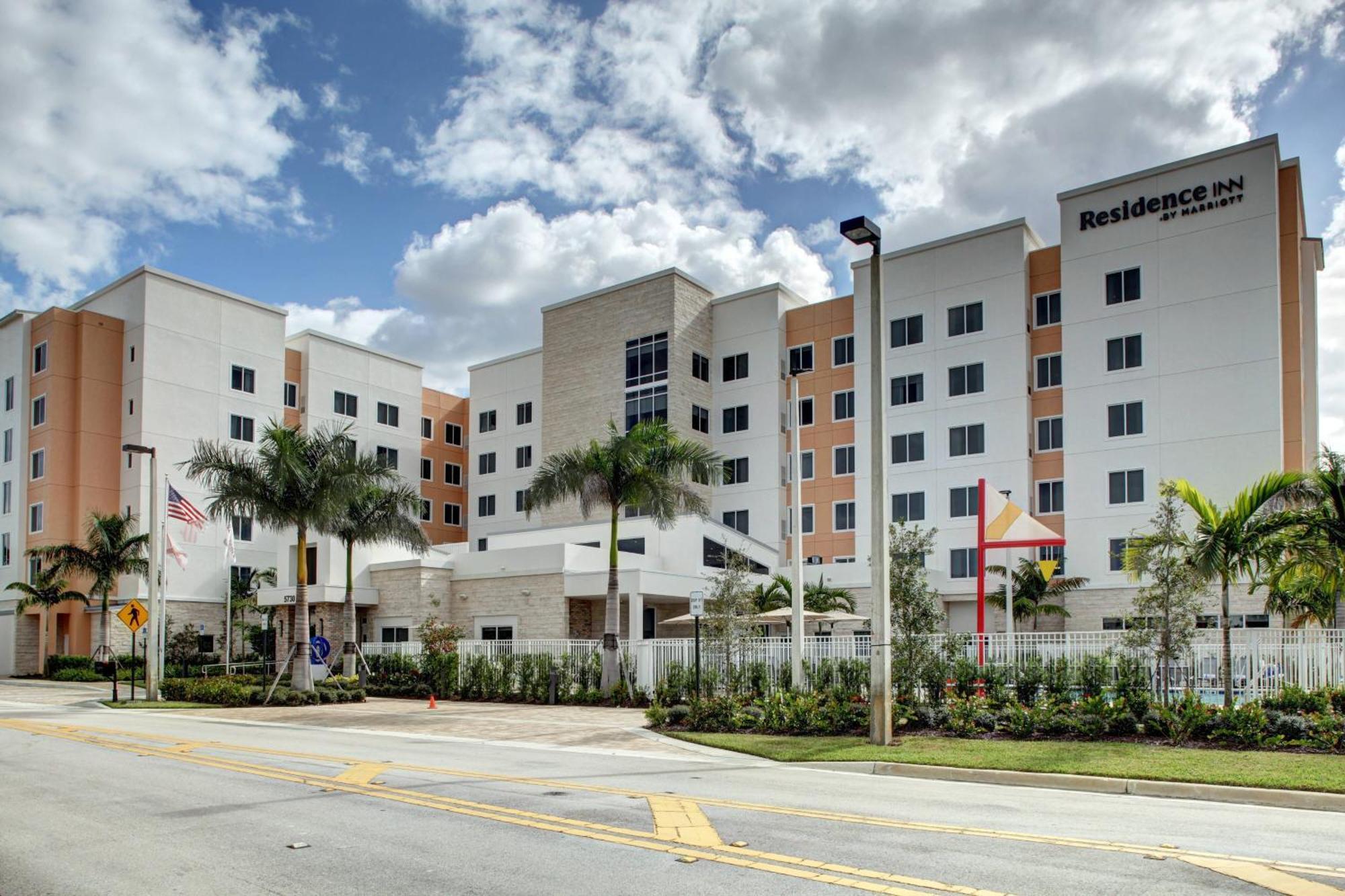 Residence Inn Fort Lauderdale Coconut Creek Bagian luar foto